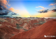 丹霞綺夢(mèng)：探尋夢(mèng)幻丹霞酒中的靈魂之泉 美好前行篇